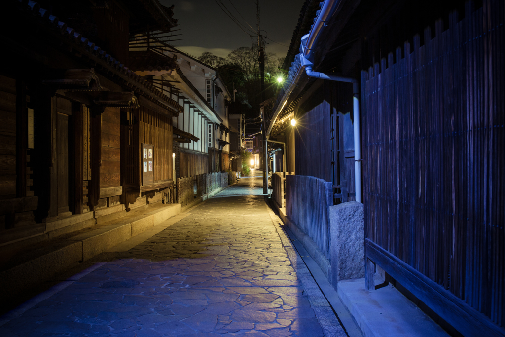 路地裏。。。