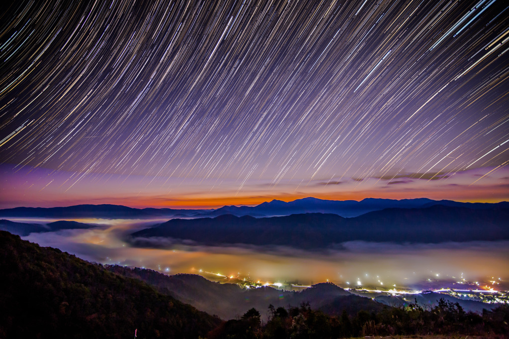 荒谷山の星グルと雲海