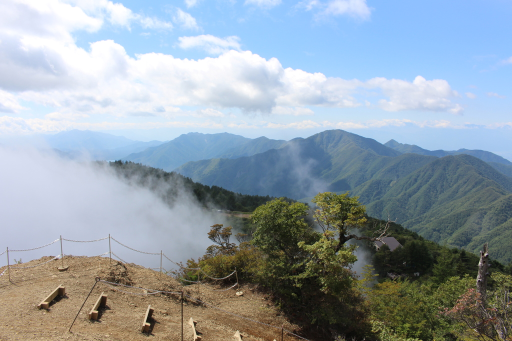 三つ峠山山頂