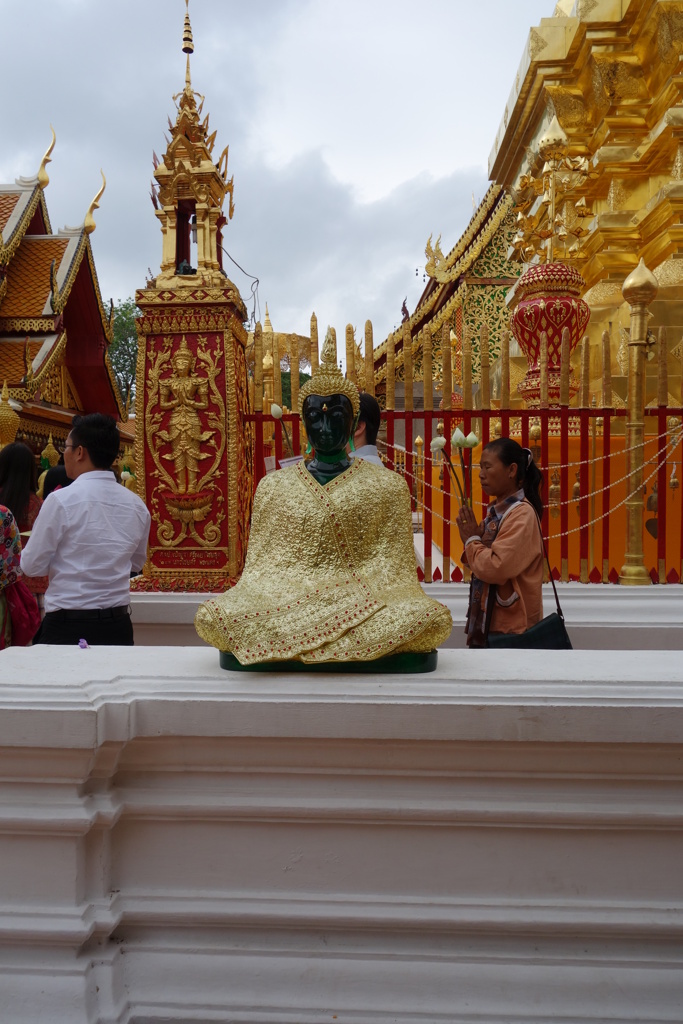 ワット プラタート・ドーイステープ