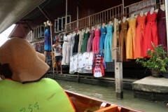 Damnoen Saduak Floating Market