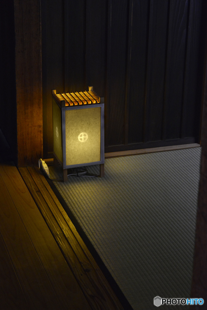 「灯」