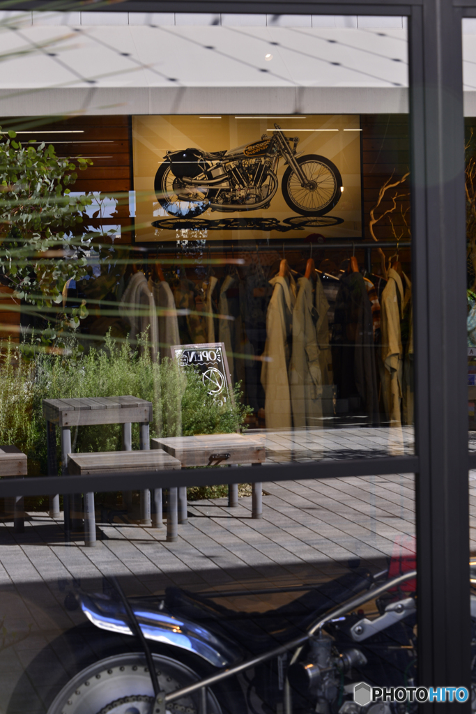 店主はバイク好き・・