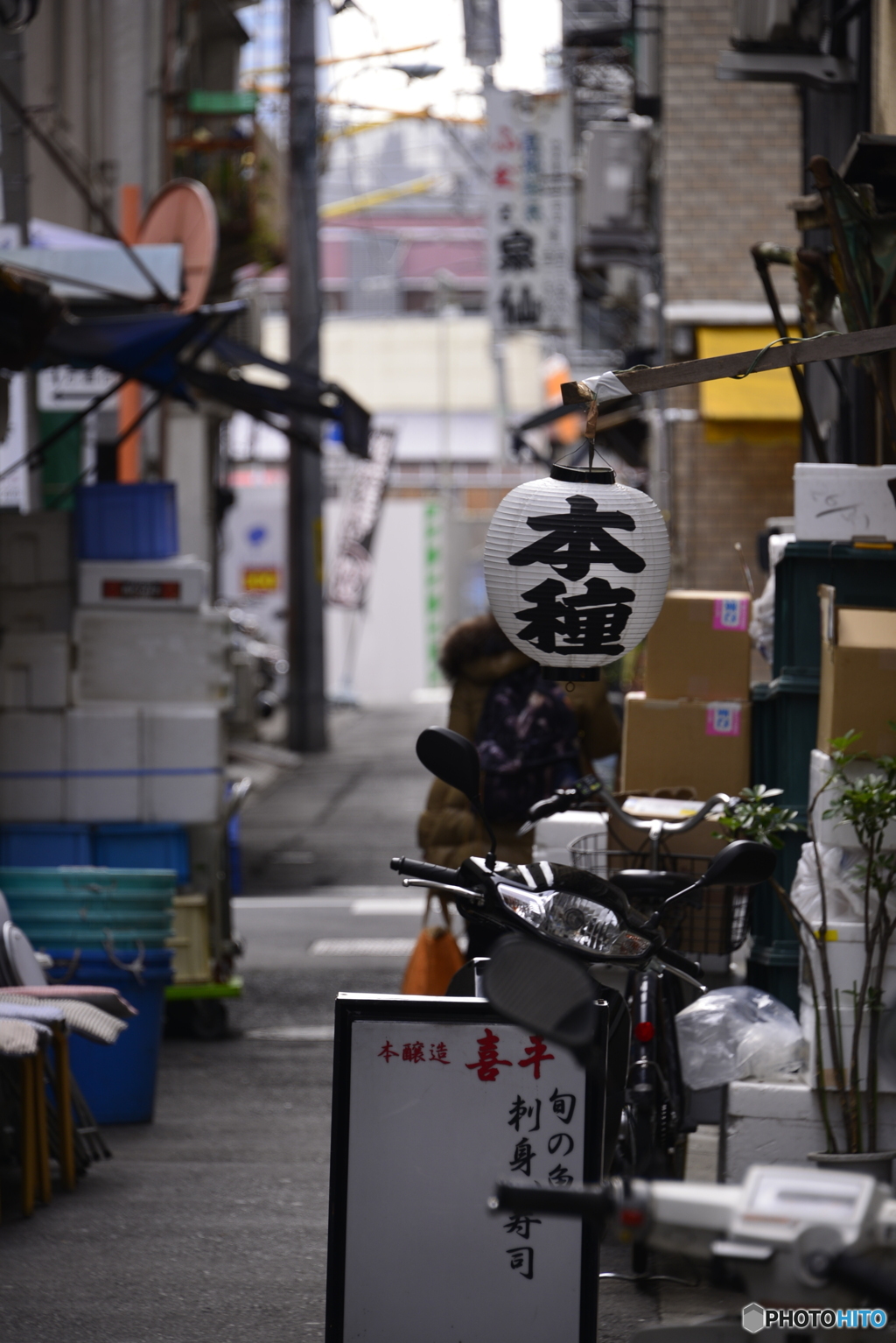 築地の路地は良いねぇ