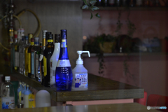 開店する時間までじっと・・・