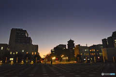 日大大通りの夕景