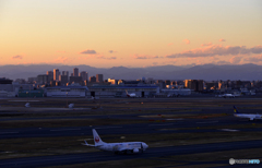 冬・空港・夕景----①