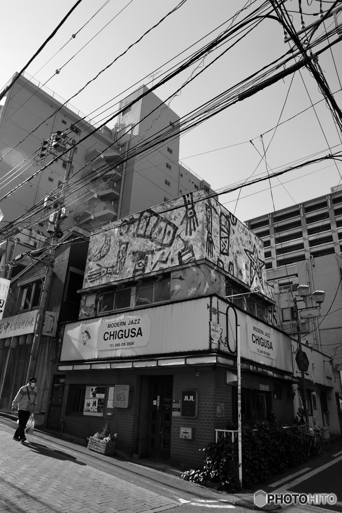 ジャズが聞こえる
