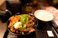 カルビ丼　＆　キムチ