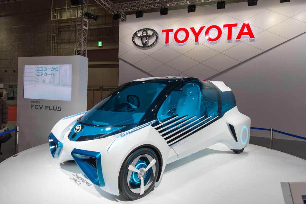 TOYOTA FCV PLUS