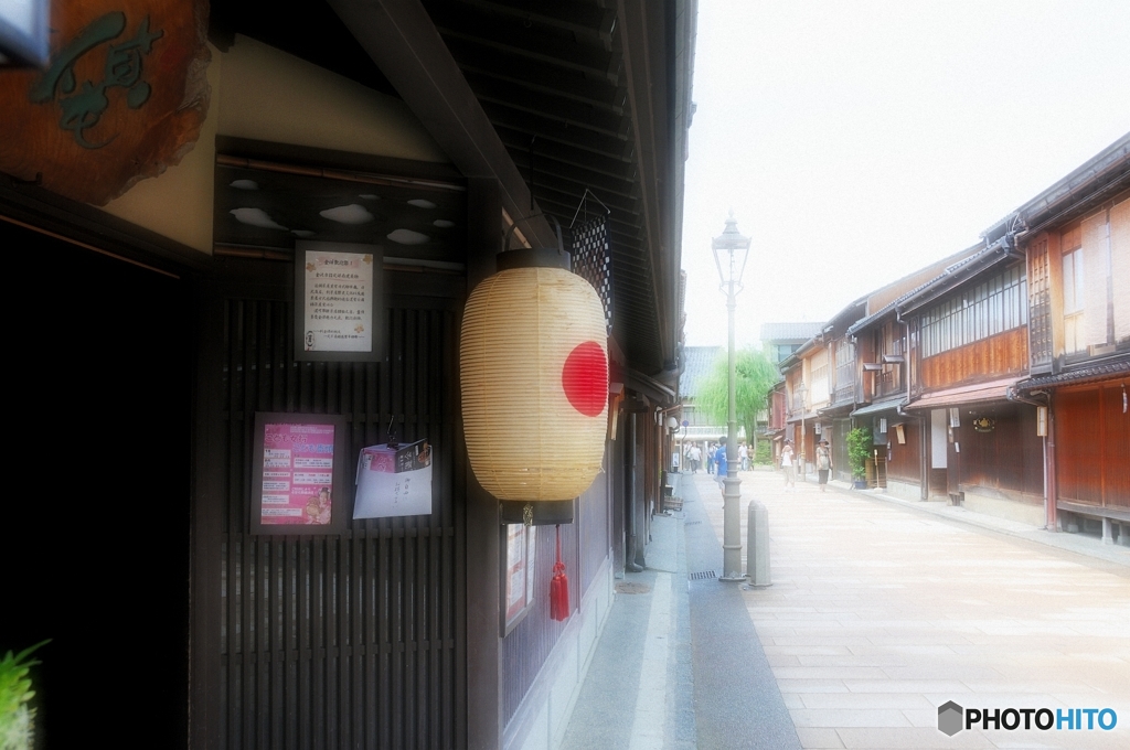 東茶屋街の夏景