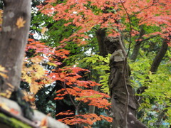 石像のかくれんぼ