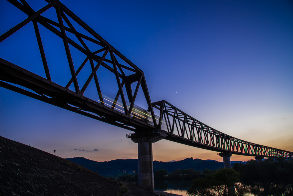 単線鉄橋