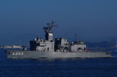 訓練支援艦「くろべ」