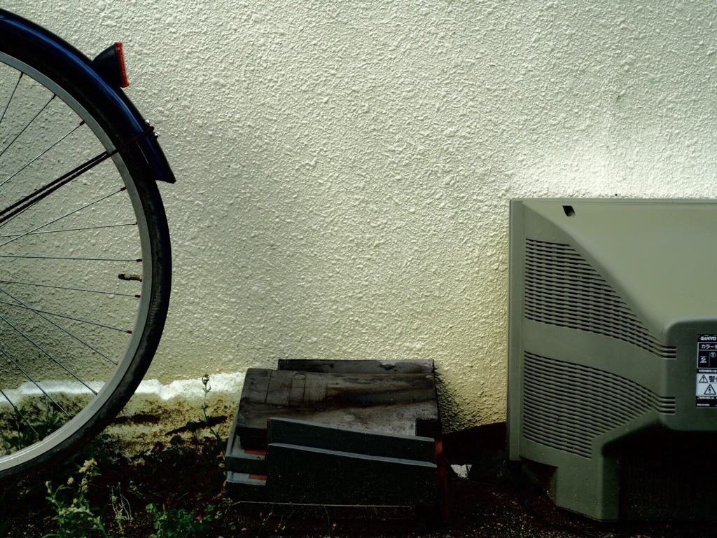 bicycle,roof tile and TV