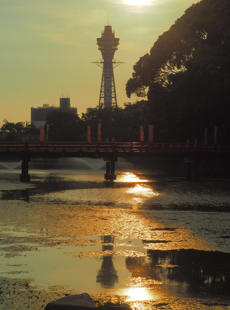 osaka tower