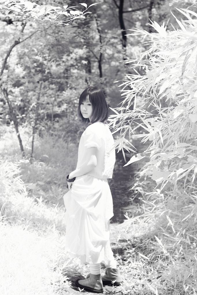 infrared girl 45