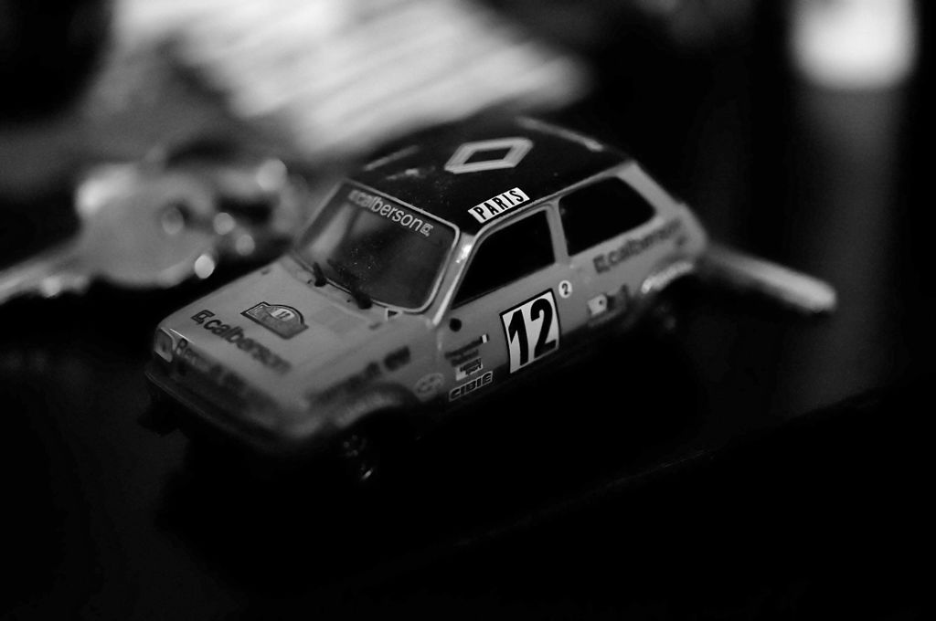 ５