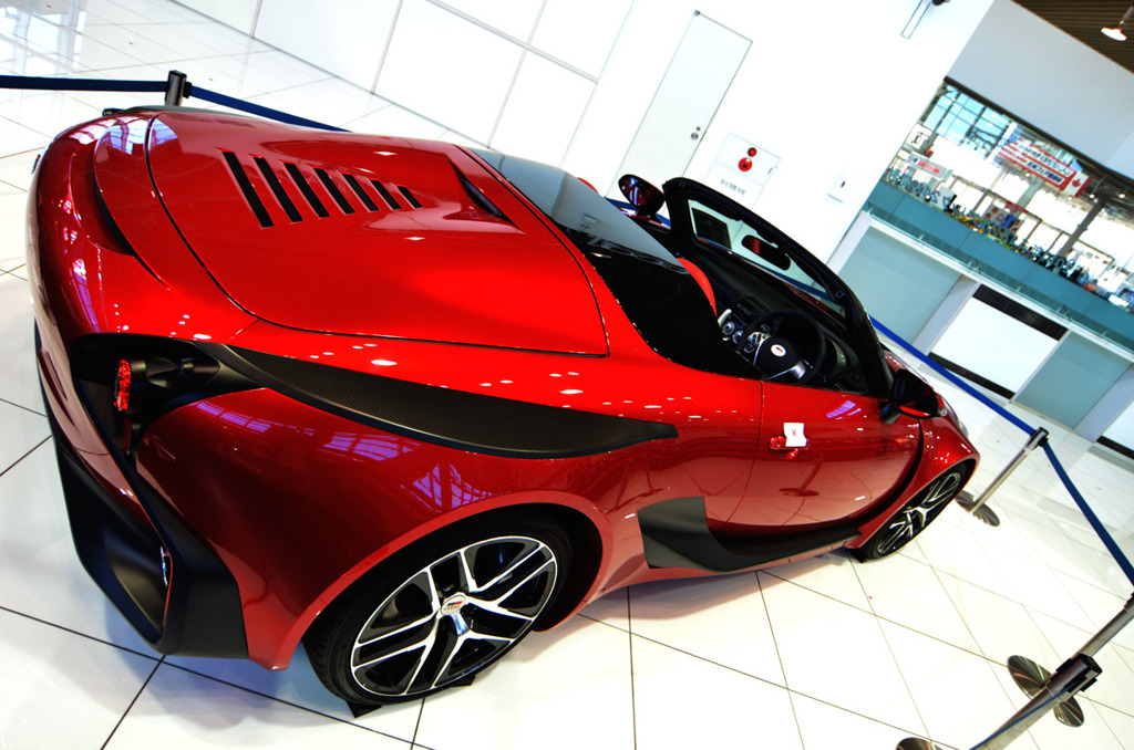 GRMN SPORTS HYBRID Concept II （後）