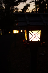 磯前神社の灯篭たち
