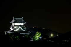 夜の犬山城