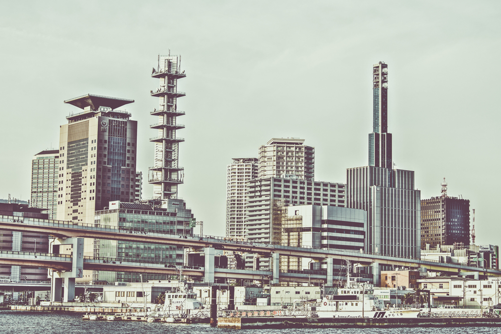 (redeveloped) texture of the city