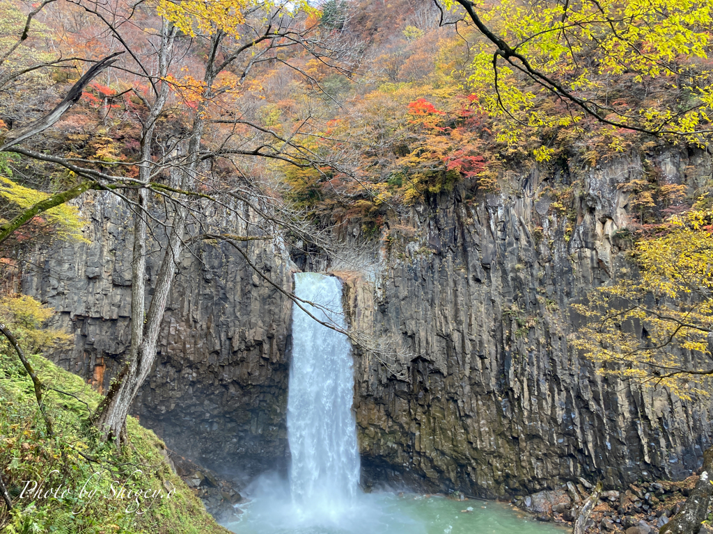 苗名滝②