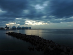 不機嫌な空