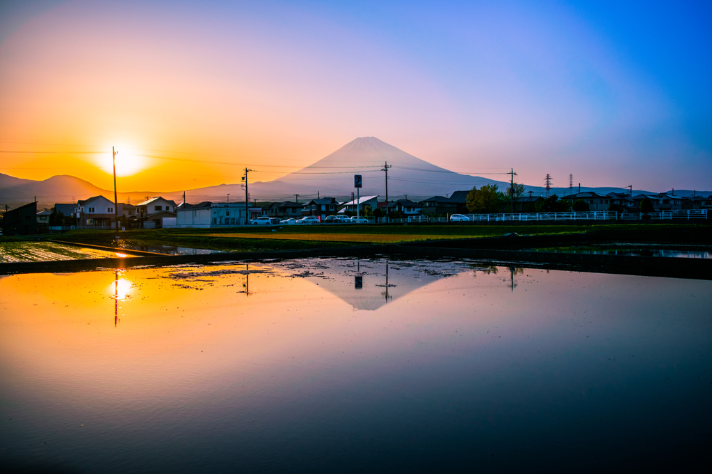 日没前...