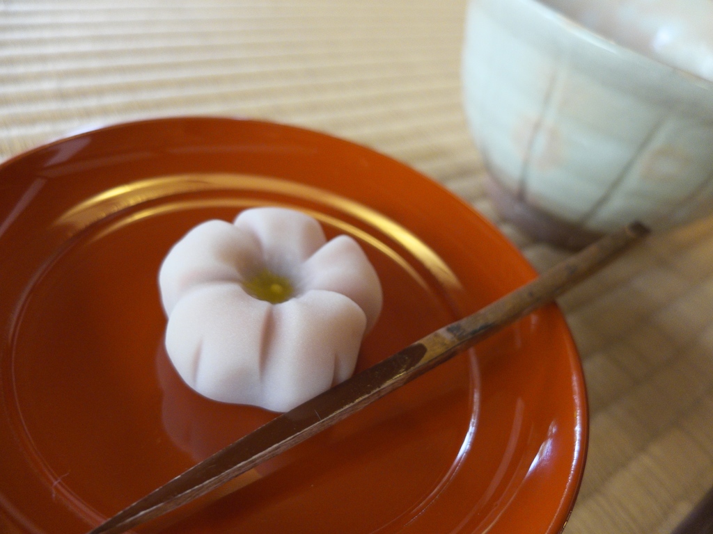 練り菓子。