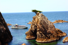 千貫松島と遊覧船