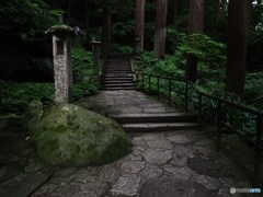 山寺への階段