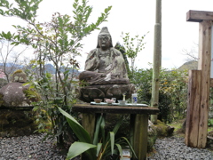 竜門の滝におわす菩薩様