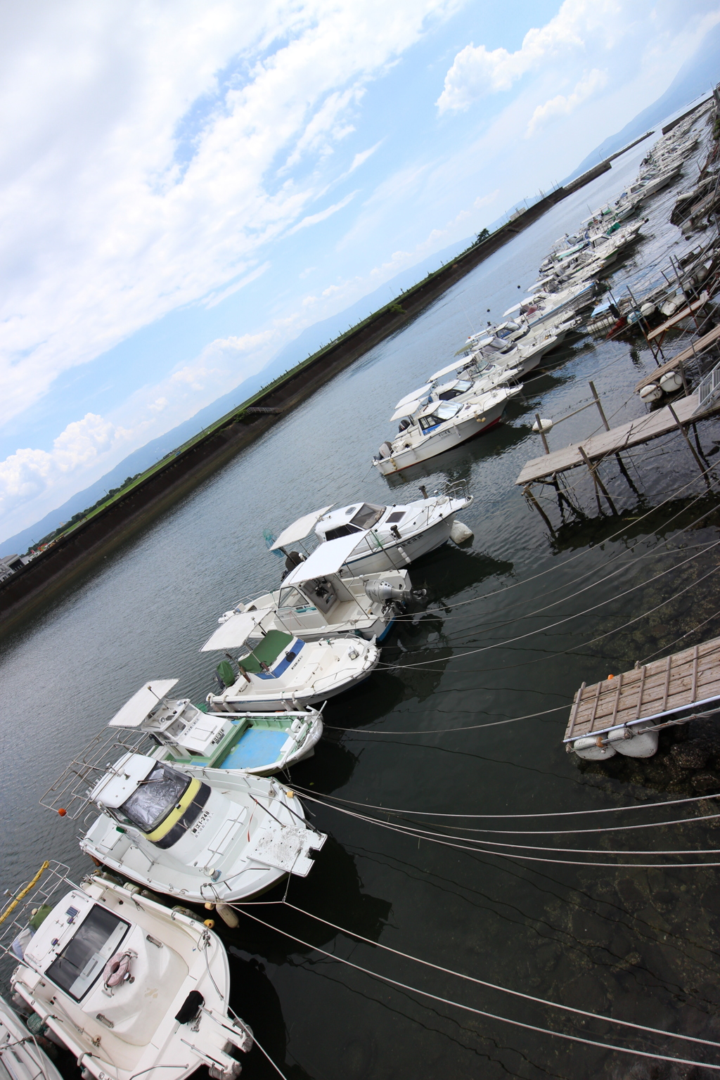 どこまでも続く空と海と。。。船？
