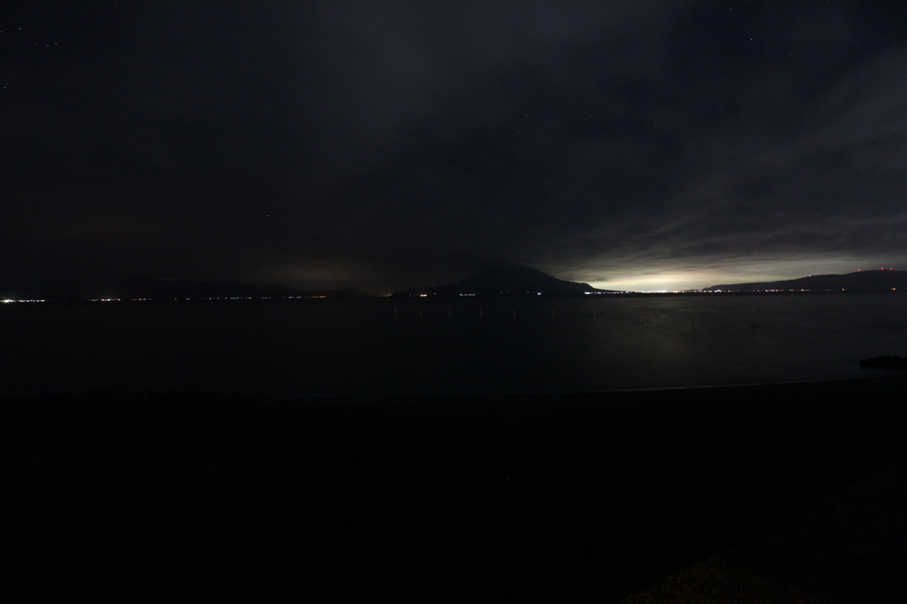 夜の桜島