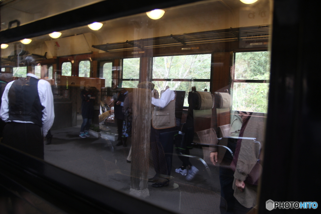 はやとの風（内装）