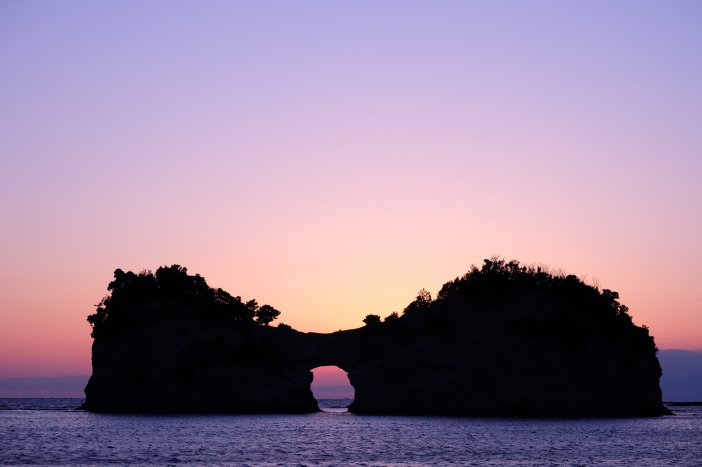 円月島