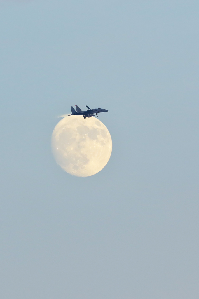 F-15 on the moon