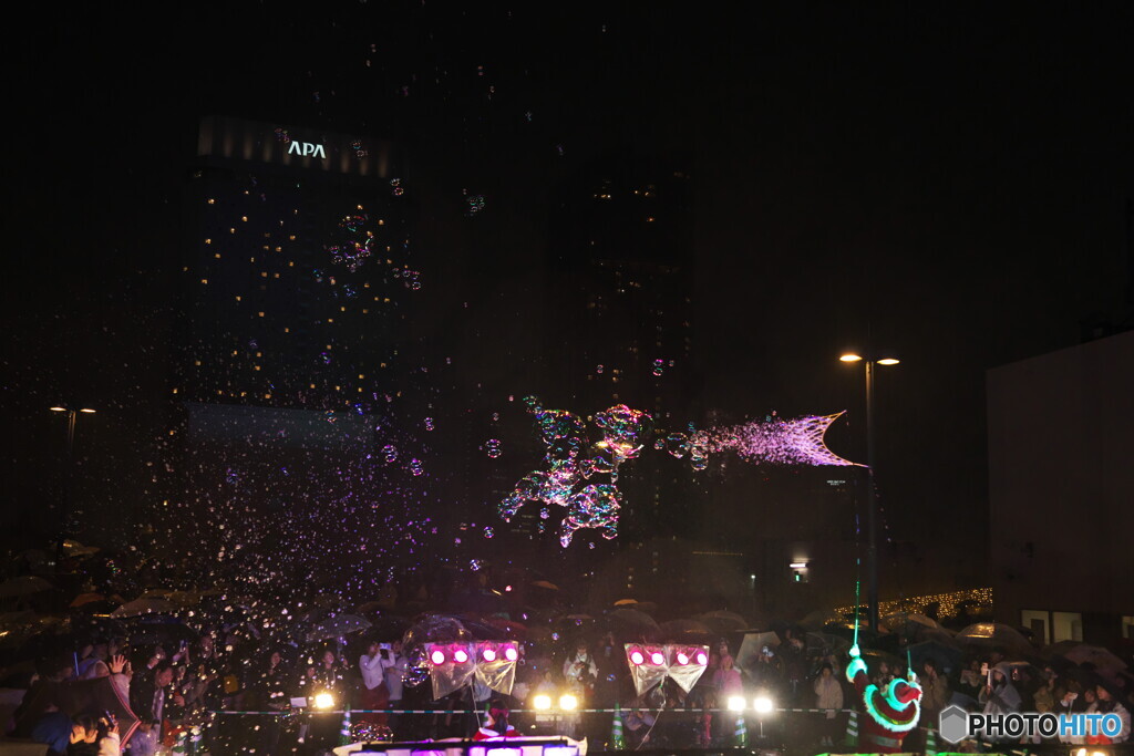 動物の姿にも見えて来て