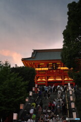 夕映え鶴岡八幡宮