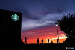 皆で見る夕焼け