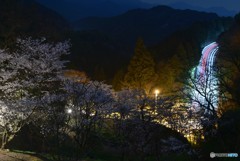 峠の光跡