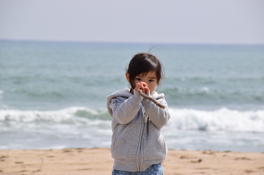 海で遊ぶ