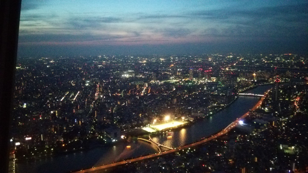 東京