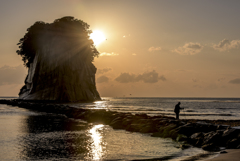 見附島