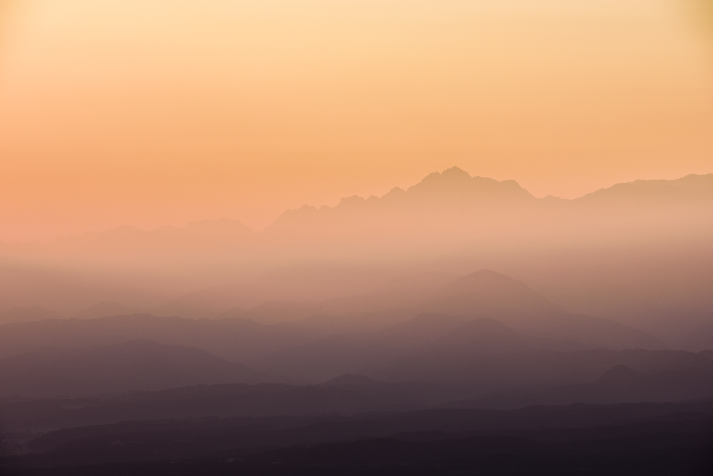 夏の朝景