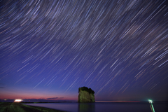 星降る見附島