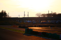 夕焼け染まるサーキット