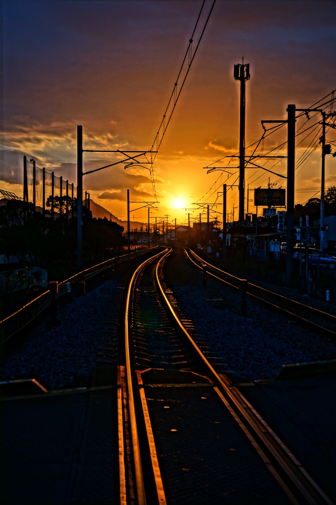 夕陽と線路～HDR～