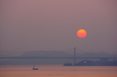 沈む太陽